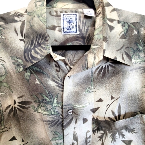 XLT 100% Silk Tropical Hawaiian Short Sleeve Button Down Dress Shirt Vacation - Picture 3 of 8